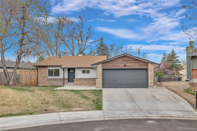8573 Dover Cir, Arvada, CO 80005
