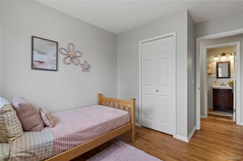 5866 Parfet Ct, Arvada, CO 80004