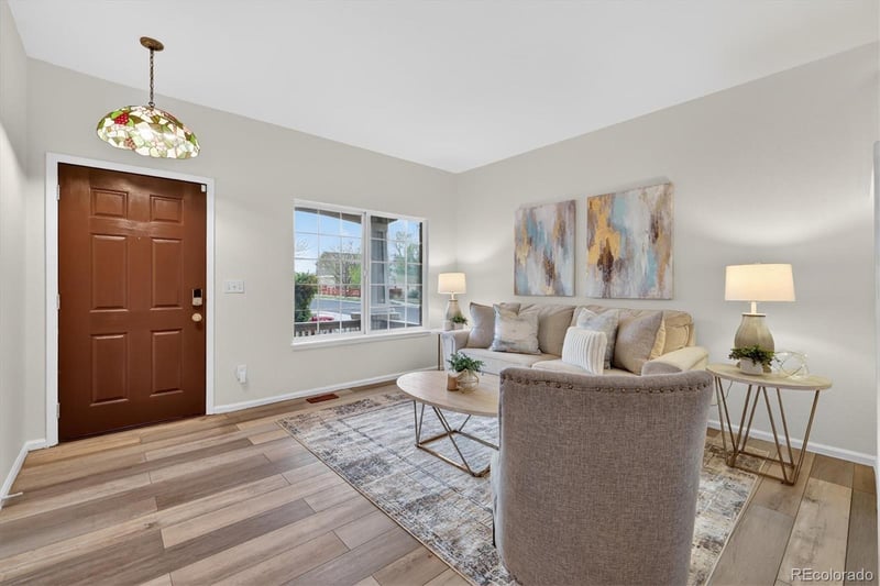 19805 58th Pl, Aurora, CO 80019