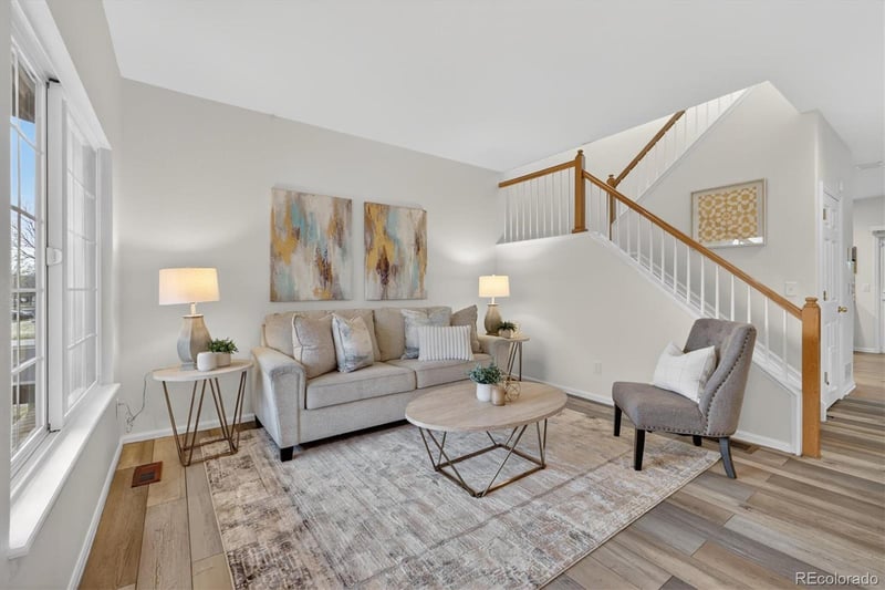 19805 58th Pl, Aurora, CO 80019