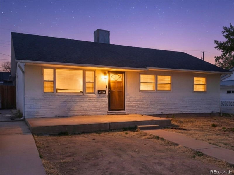 2021 Lynwood Ln, Pueblo, CO 81005