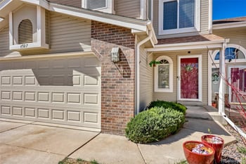 4927 Eagle Cir, Aurora, CO 80015