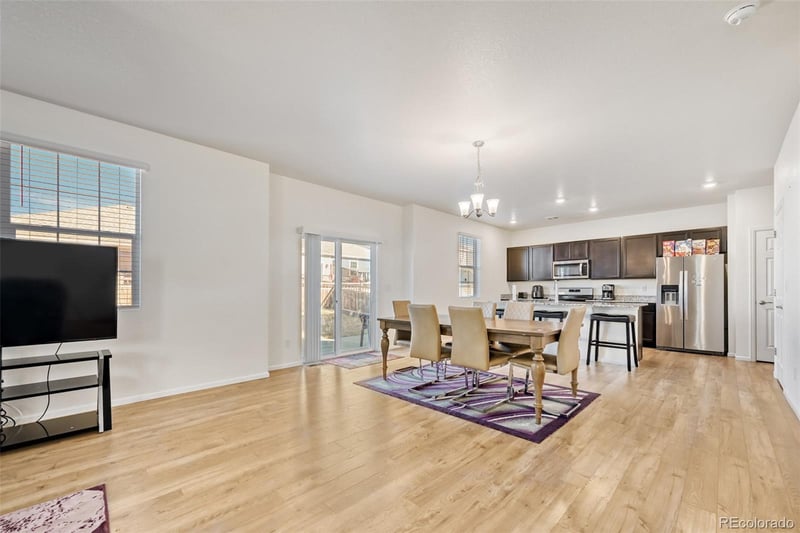 6070 Gibralter Ct, Aurora, CO 80019