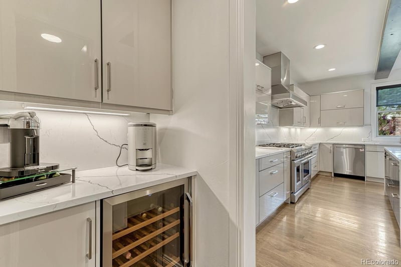 9486 Winding Hill Ave, Lone Tree, CO 80124
