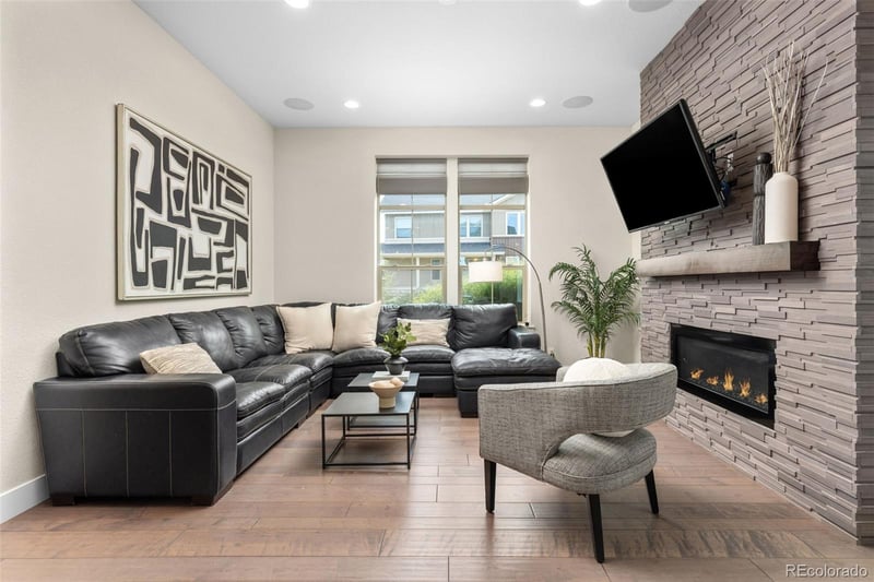 9103 E 61st Pl, Denver, CO 80238