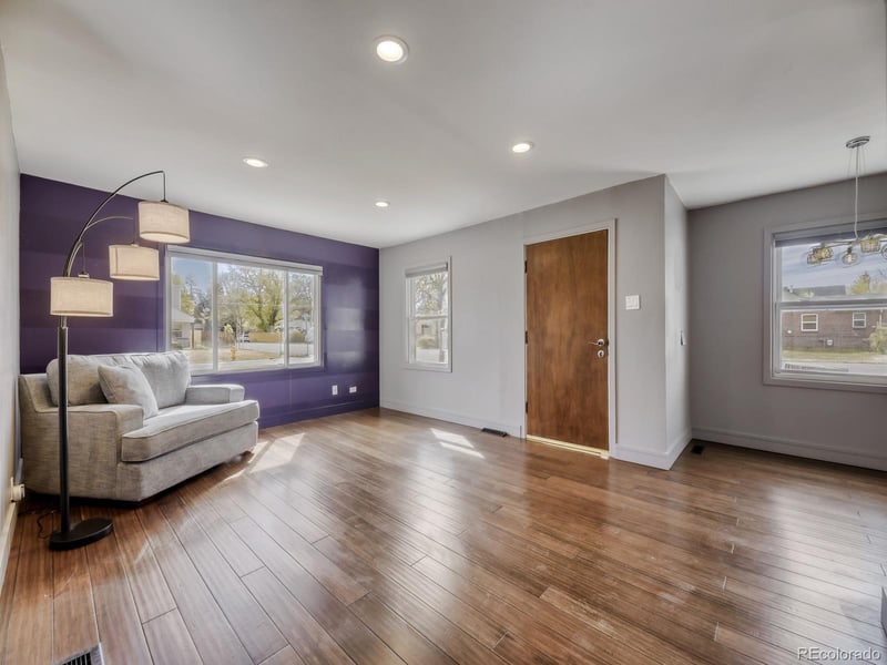 1105 Leyden St, Denver, CO 80220