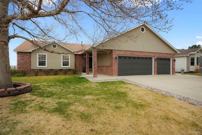 953 Greeley Ave, Johnstown, CO 80534