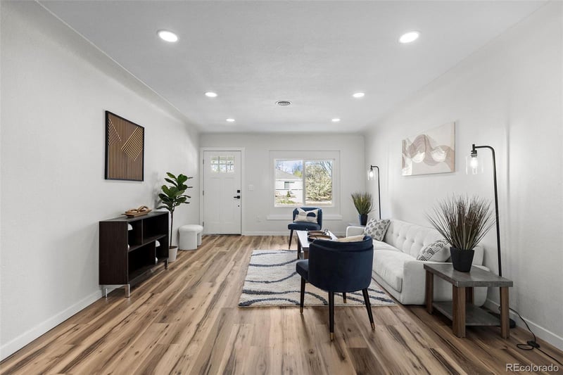 1250 Scranton St, Aurora, CO 80011