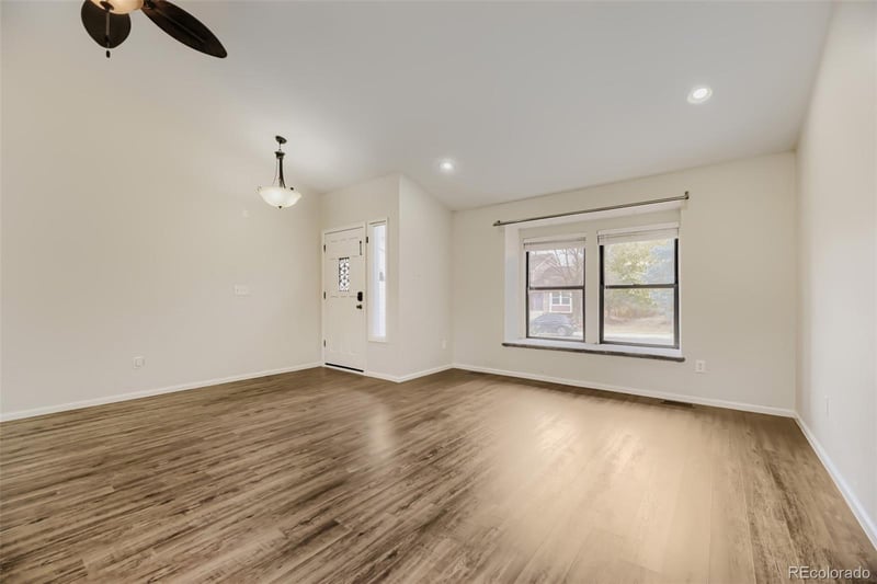 5038 Evanston St, Aurora, CO 80015