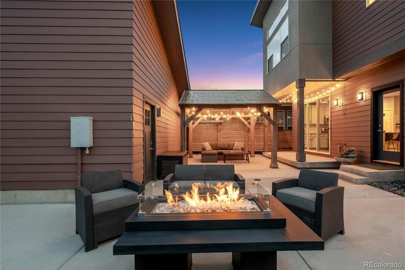 5870 Boston St, Denver, CO 80238