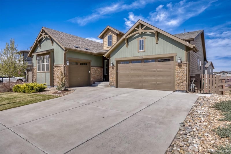 8024 Kewaunee St, Aurora, CO 80016