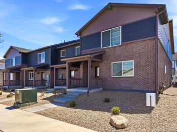 21236 65th Dr, Aurora, CO 80019