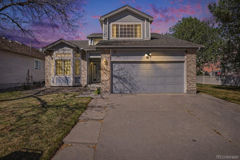 2207 Lima Ct, Aurora, CO 80014