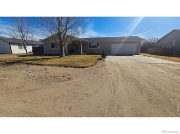 511 Rose St, Hillrose, CO 80733