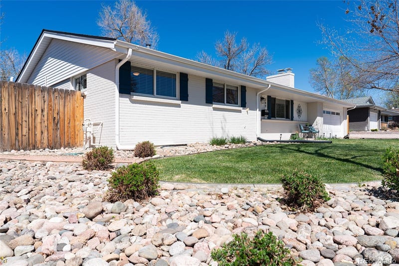 389 Caley Dr, Littleton, CO 80120