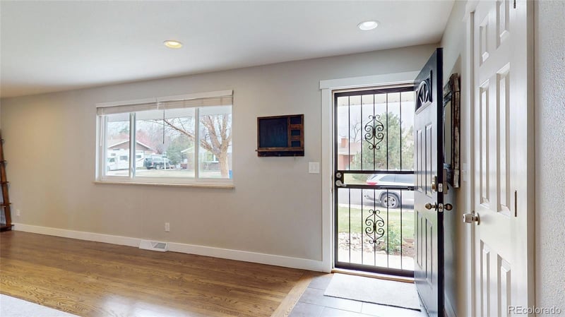 389 Caley Dr, Littleton, CO 80120