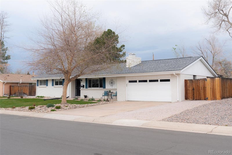 389 Caley Dr, Littleton, CO 80120