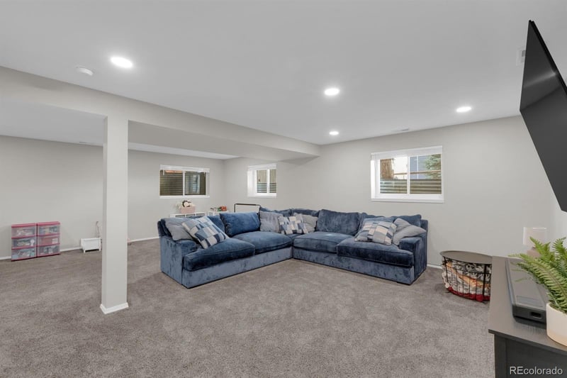 7805 Scarborough Dr, Colorado Springs, CO 80920