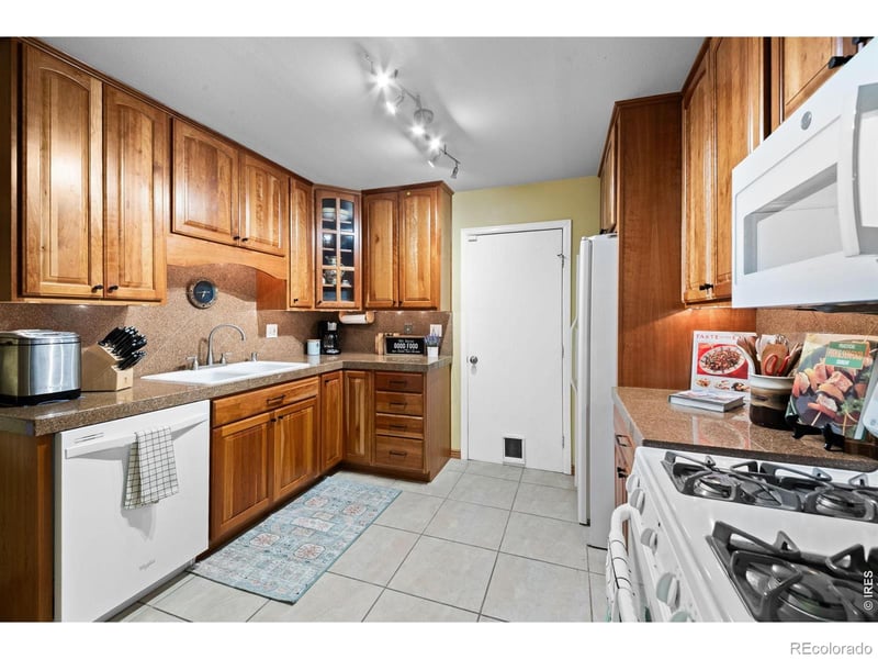 1788 Mobile St, Aurora, CO 80017