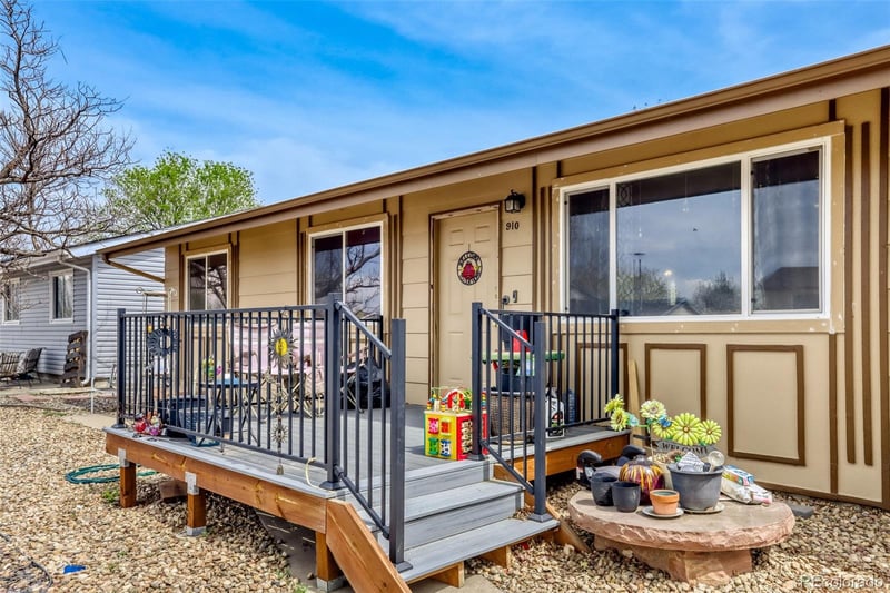 910 Dogwood Ave, Fort Lupton, CO 80621