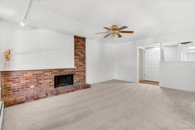 1685 Kenton Way, Aurora, CO 80012