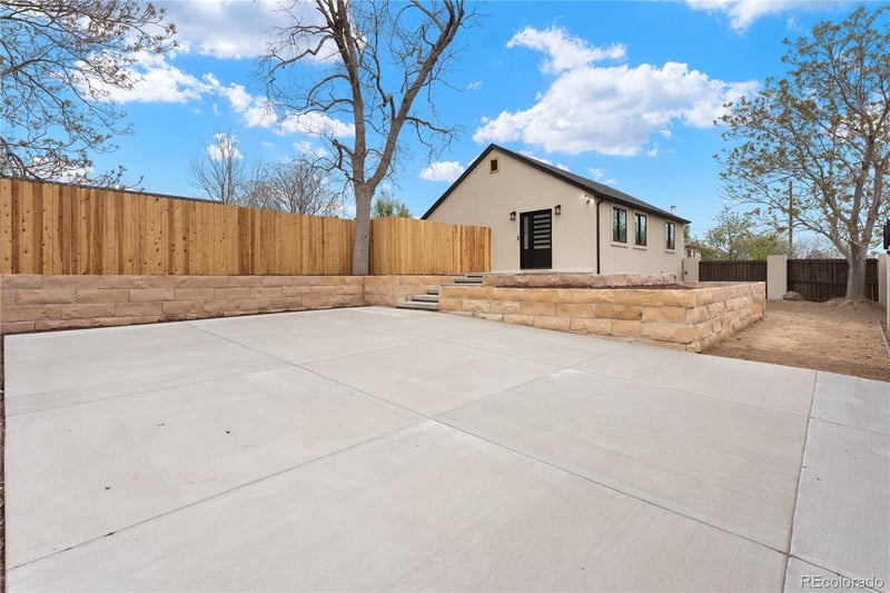 3060 55th Pl, Denver, CO 80221