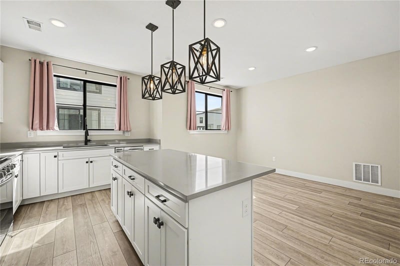 1976 Holly St #2, Denver, CO 80222