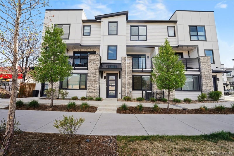 1976 Holly St #2, Denver, CO 80222