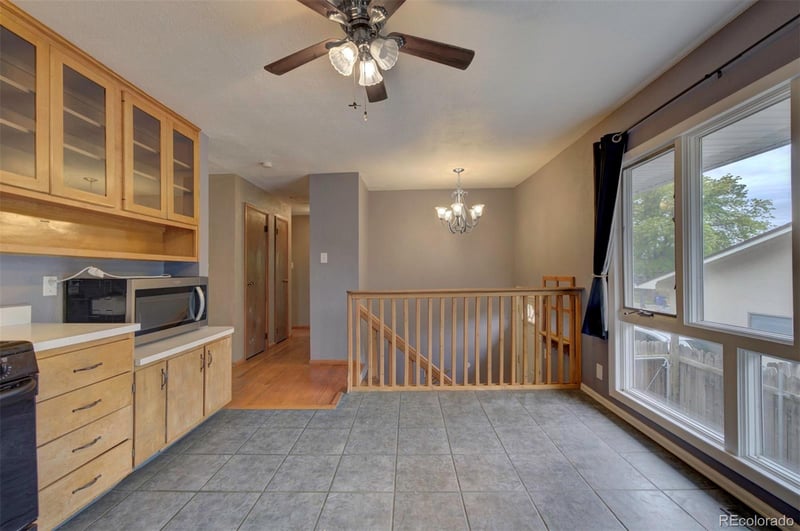 61 Louis Nelson Rd, Pueblo, CO 81001