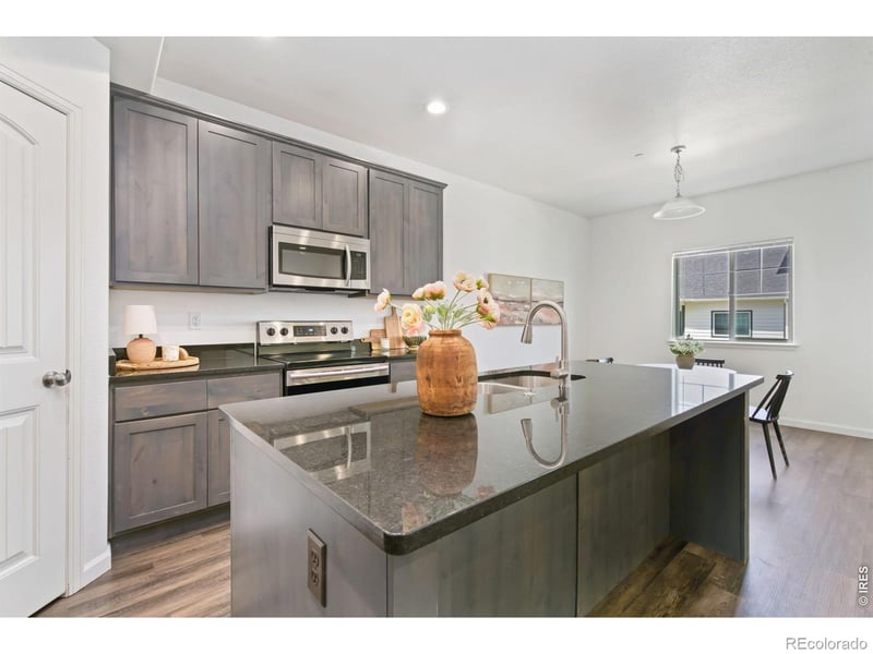 4355 24th St Rd #803, Greeley, CO 80634