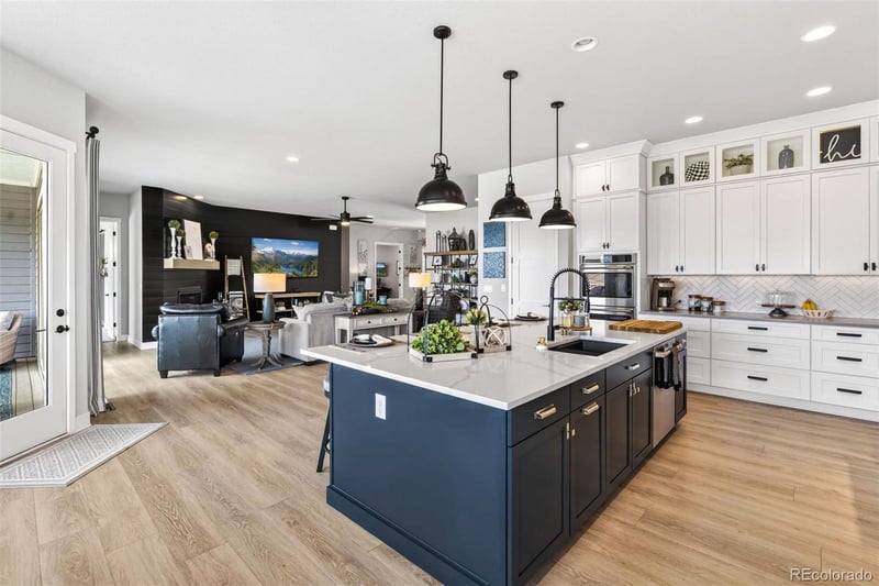 3359 Carabiner St, Castle Rock, CO 80108