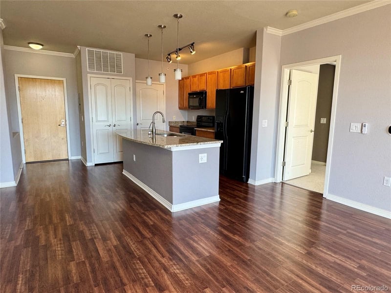 10184 Park Meadows Dr #1407, Lone Tree, CO 80124