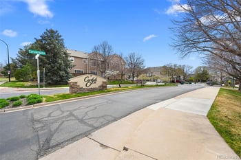 1252 Carlyle Park Cir, Highlands Ranch, CO 80129