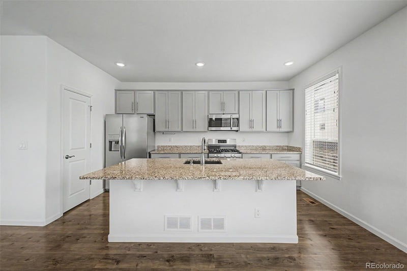 1602 Castle Creek Cir, Castle Rock, CO 80104