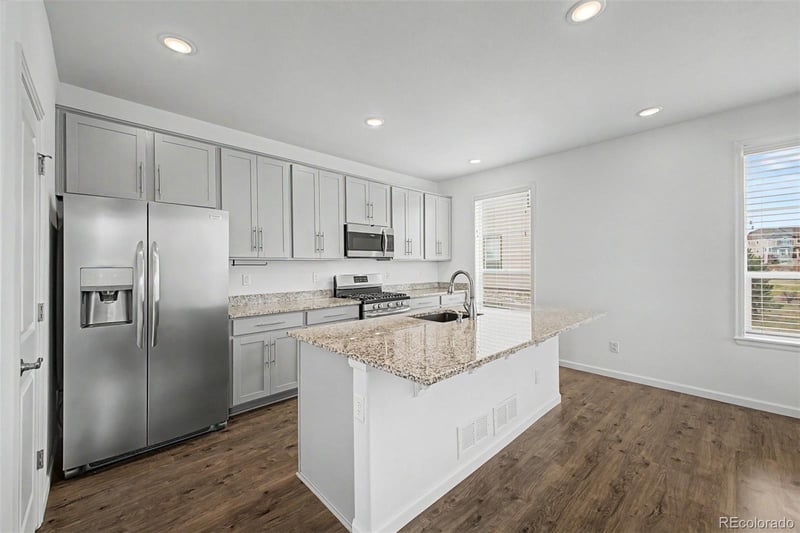 1602 Castle Creek Cir, Castle Rock, CO 80104