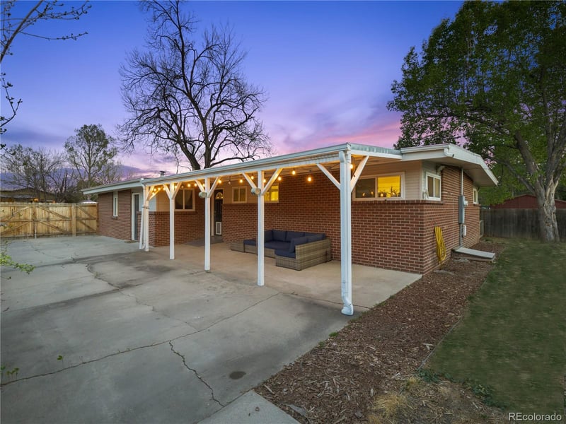 6009 Carr St, Arvada, CO 80004