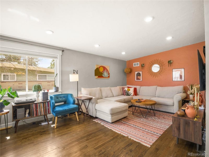 6009 Carr St, Arvada, CO 80004