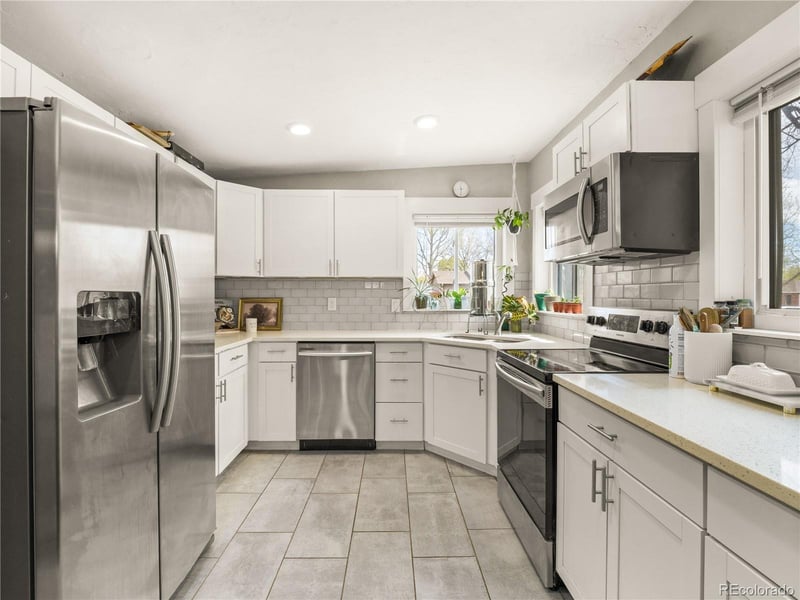 6009 Carr St, Arvada, CO 80004