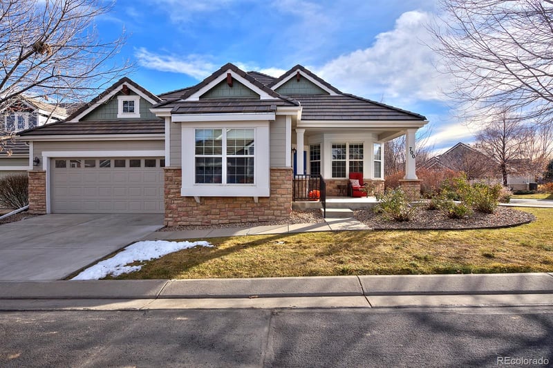 700 Windflower Dr, Longmont, CO 80504