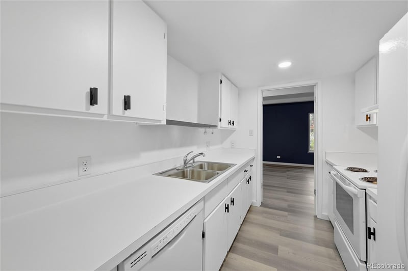 9700 Iliff Ave #B14, Denver, CO 80231