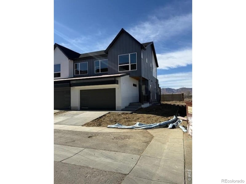 725 Kubat Ln #A, Longmont, CO 80503