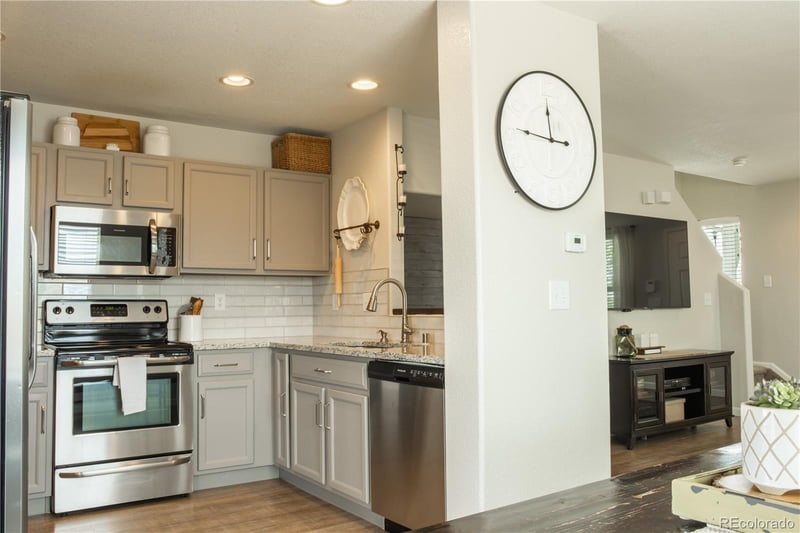 211 Stagecoach Ln, Brighton, CO 80603