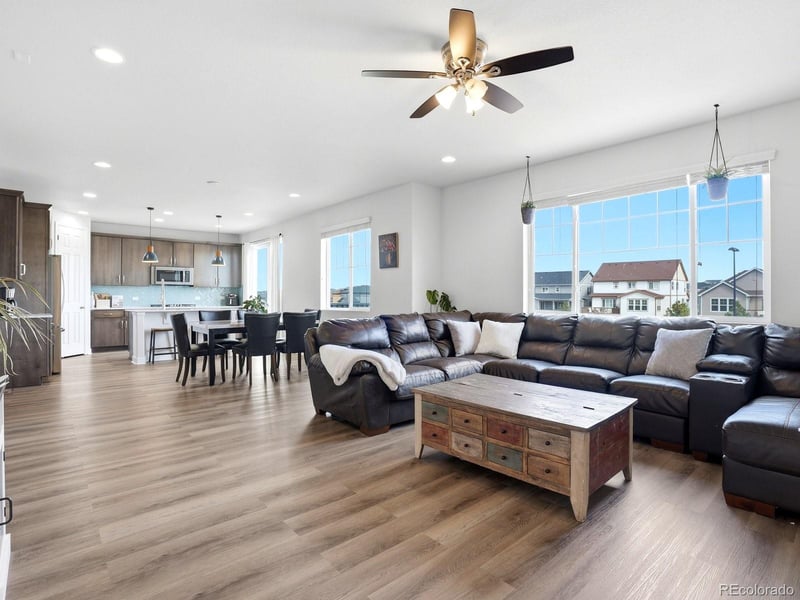 7410 S Old Hammer Way, Aurora, CO 80016