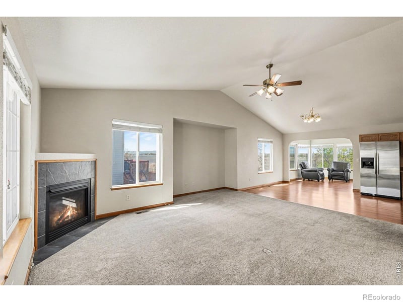 317 Sunset Dr, La Salle, CO 80645