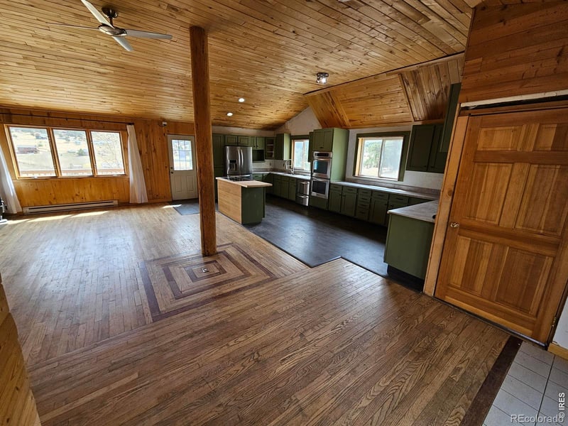 291 Palisade Mountain Dr, Drake, CO 80515