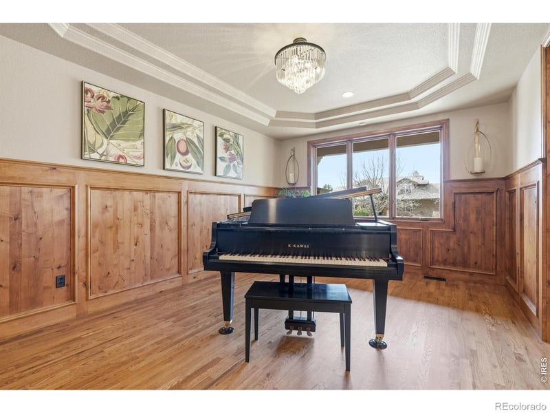 1444 Onyx Cir, Longmont, CO 80504