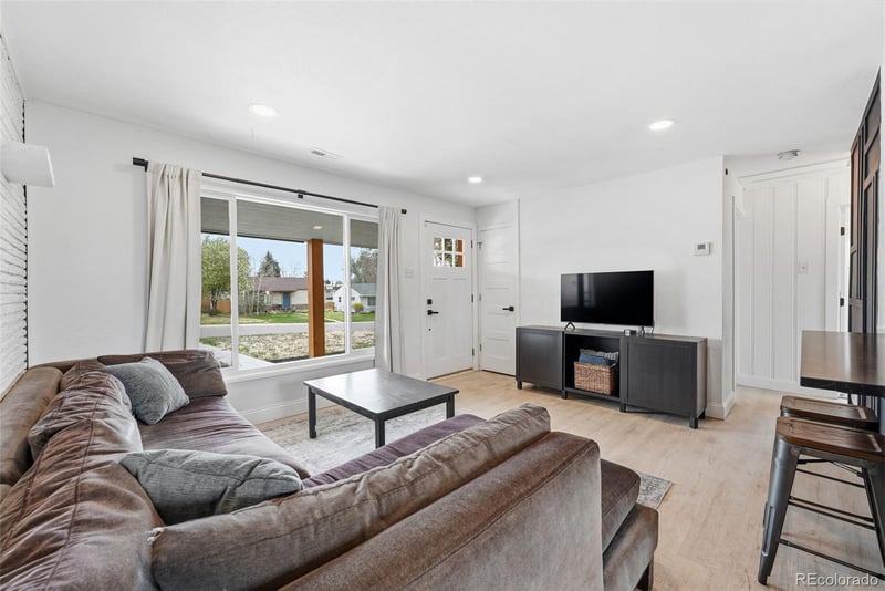 34 Yates St, Denver, CO 80219