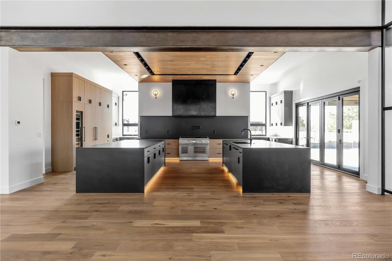 15685 51st Dr, Golden, CO 80403