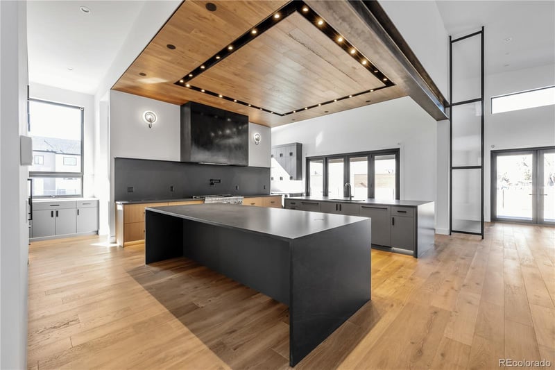 15685 51st Dr, Golden, CO 80403