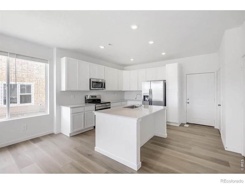 3554 Quincy Bay Pl, Loveland, CO 80538